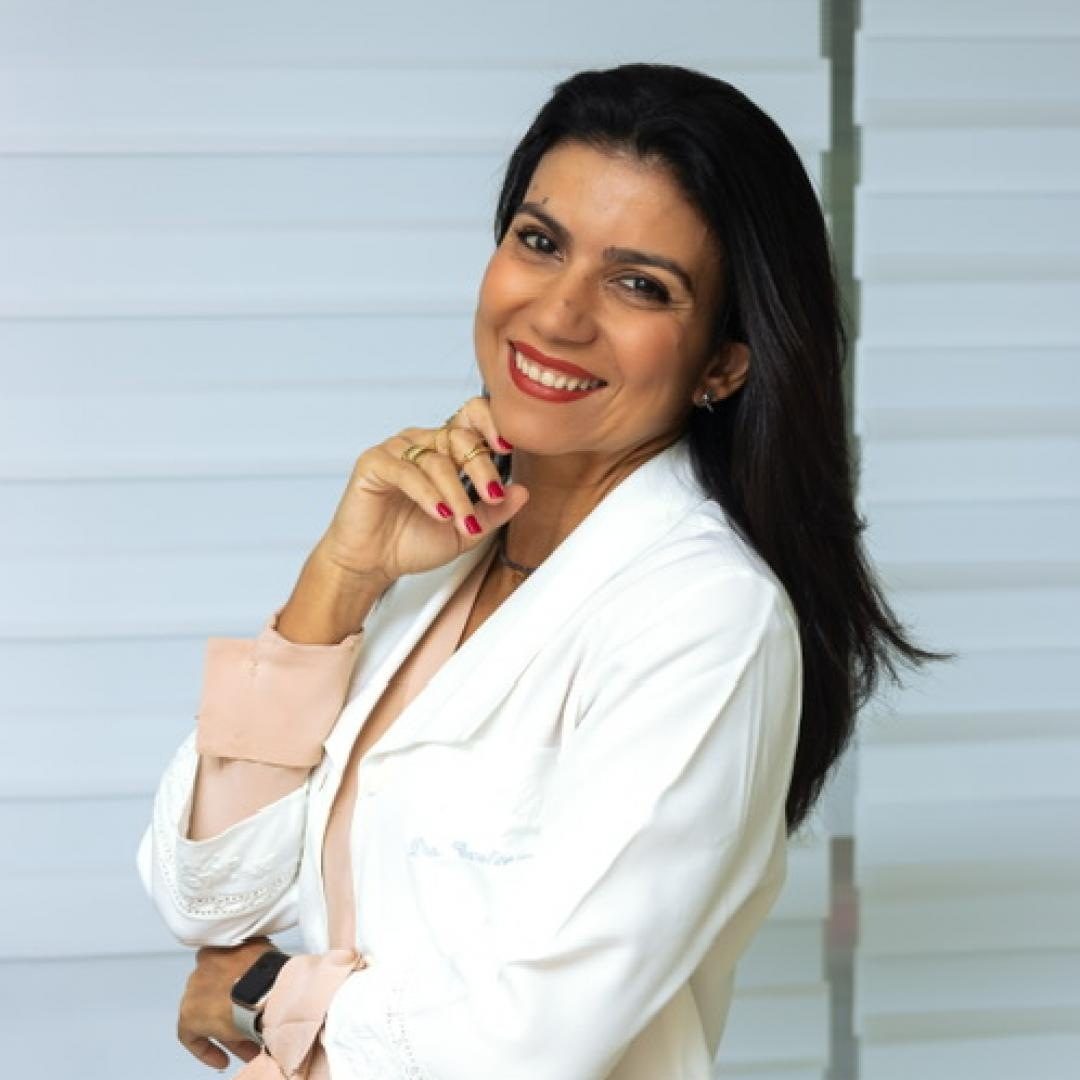 Dra. Carolina Argolo