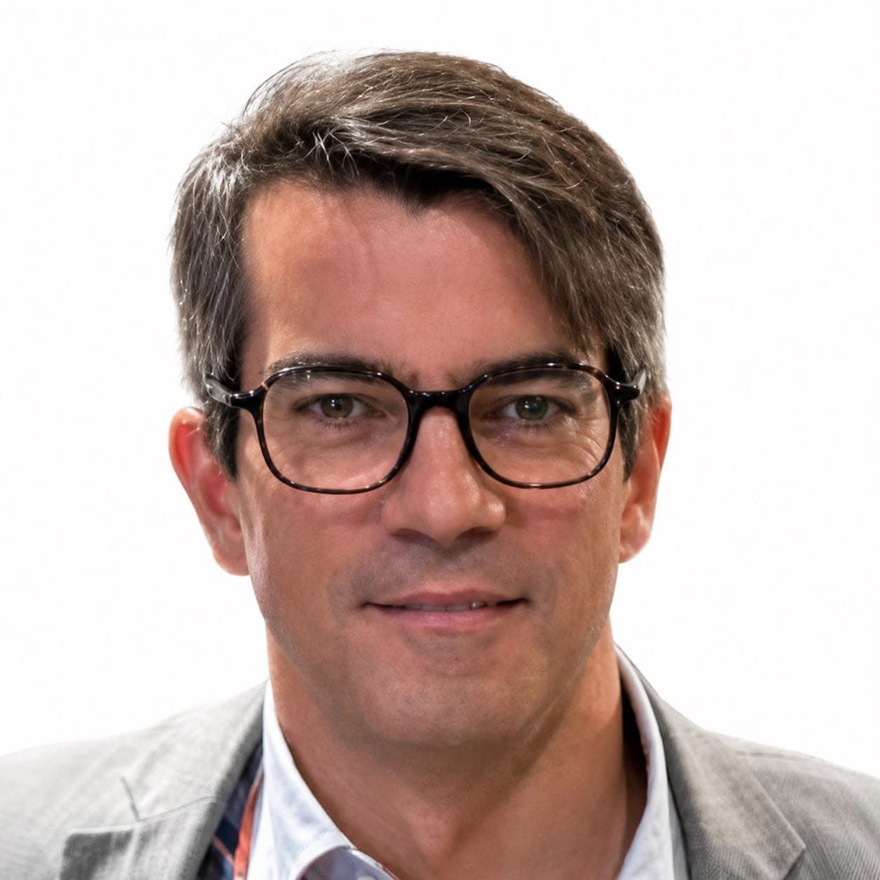 Dr. Daniel Argolo
