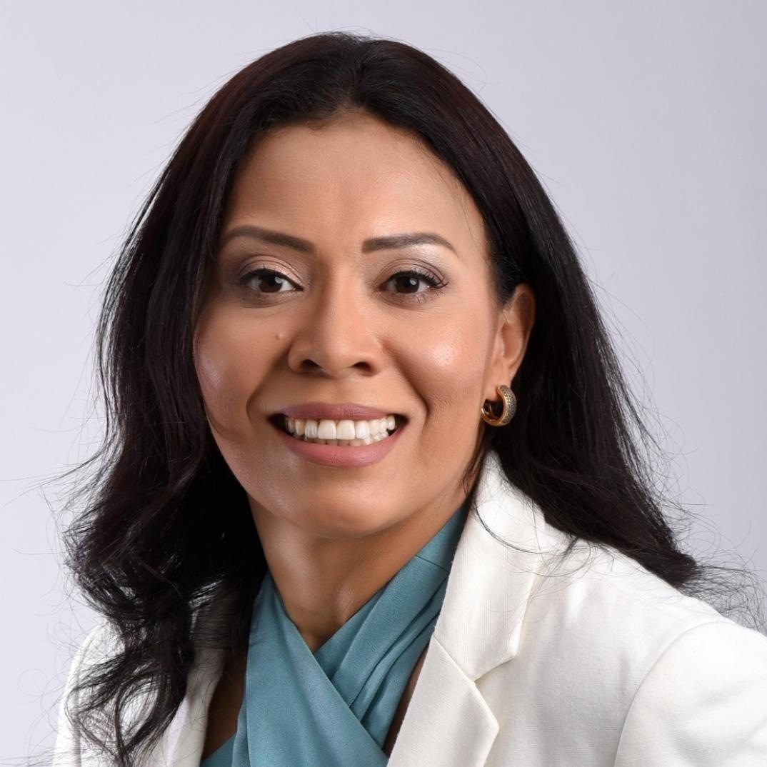 Dra. Lilian Paz