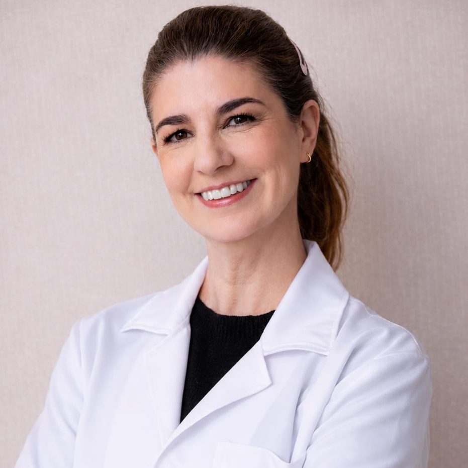 Dra. Paula Moraes