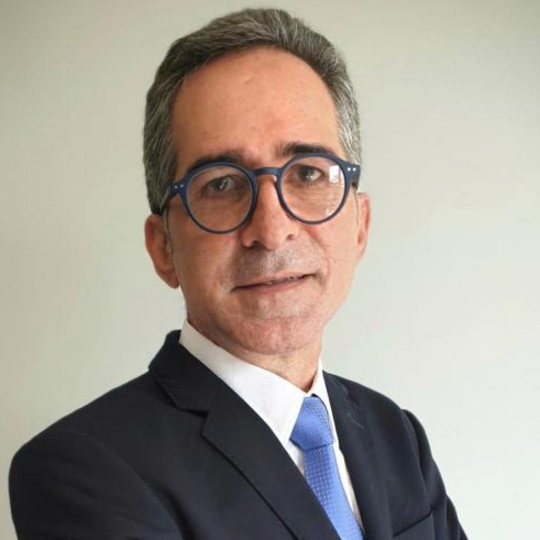 Dr. Vilmar Marques de Oliveira