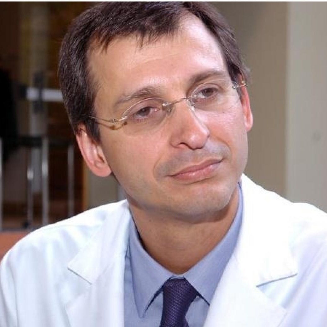 Dr. Cesar Cabello